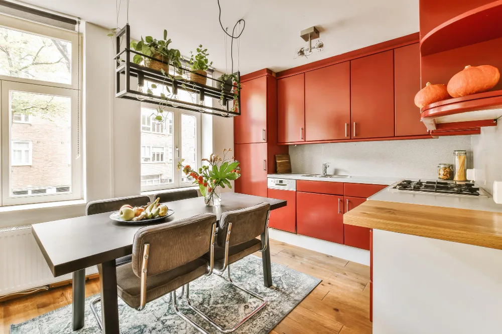 How to Decorate an Outdated Kitchen without Breaking the Bank