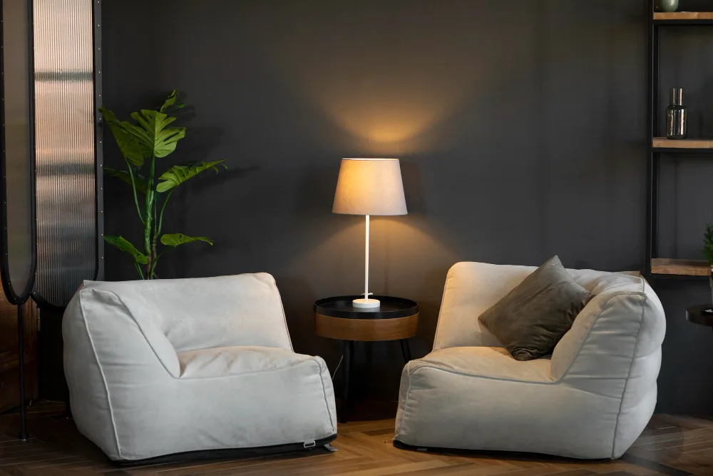 Brighten Up Your Space: Lamp and Lighting Style Tips for Apartments